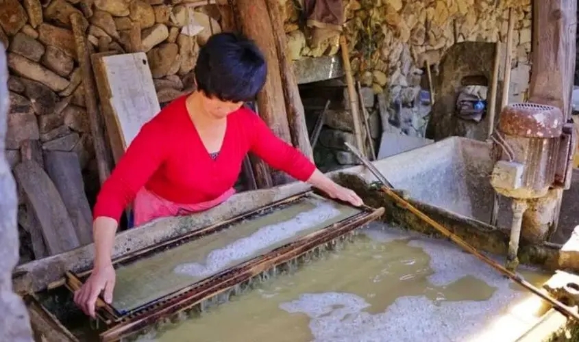 造紙消泡劑應用場景